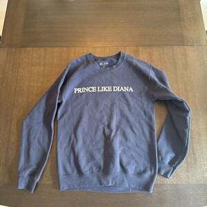 Omar Apollo Concert Tour prince like Diana Crewneck Sweatshirt small